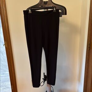 Elegant Black Women's Pull-on Pants/Leggings, Size Small